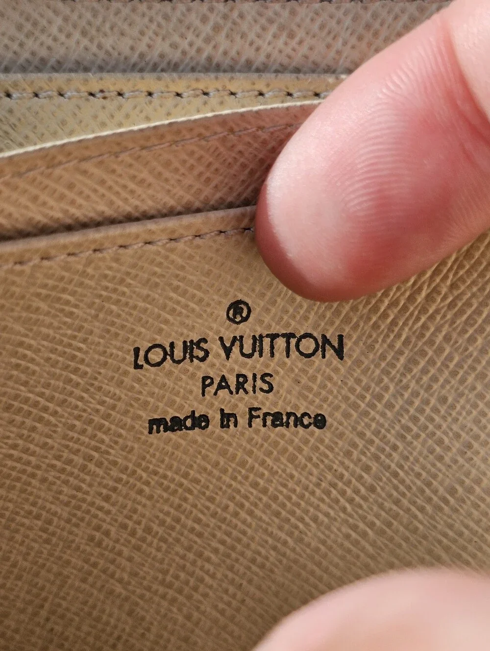 Louis Vuitton Damier Azur Compact Zippy